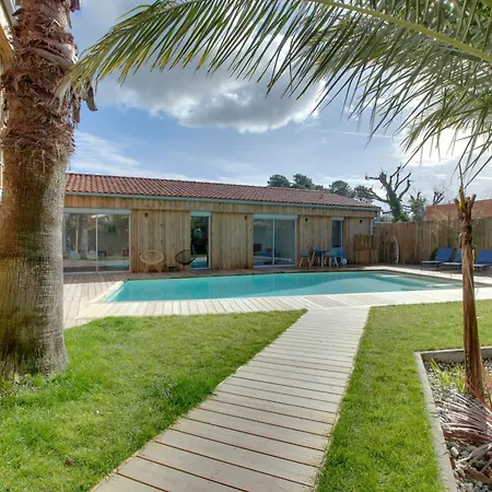 Stunning 10p, With Pool Villa